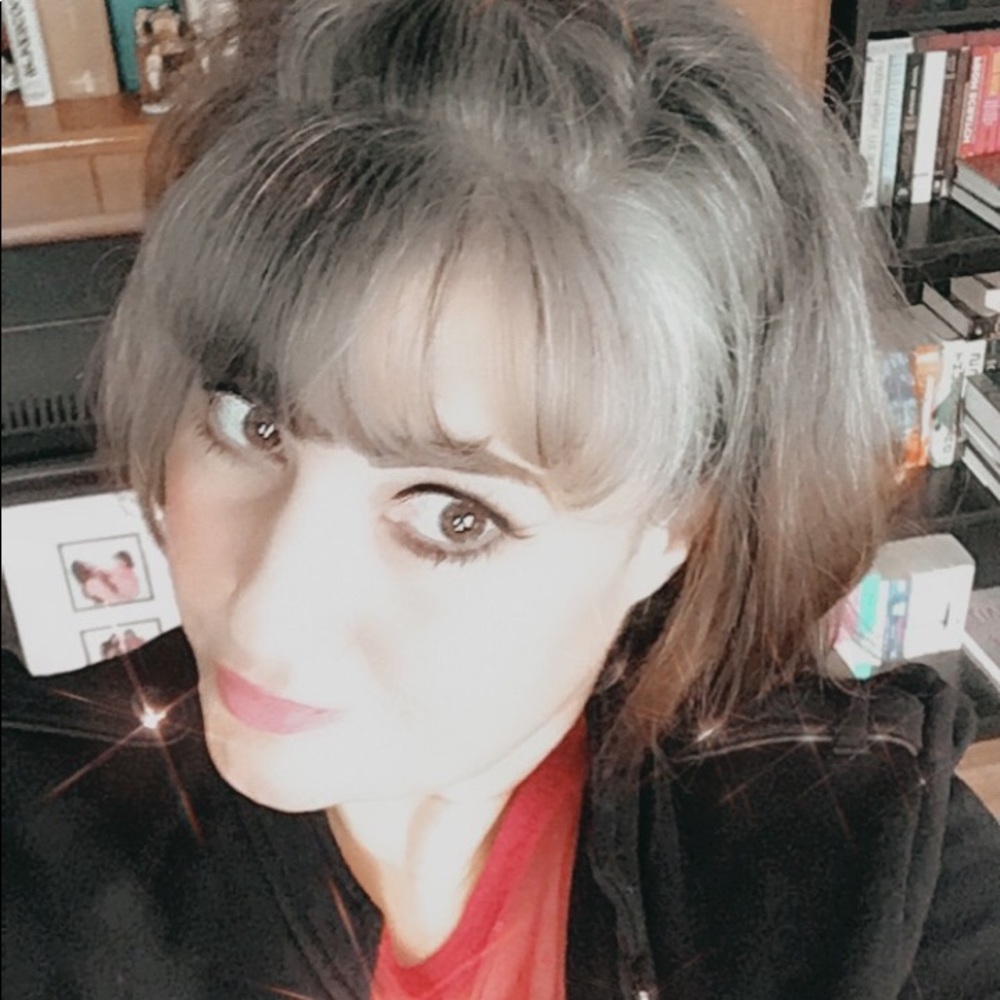 Meet your Posher, Laura-anne